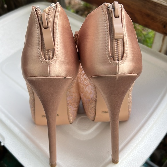Womens gold rose high heels - Picture 6 of 12
